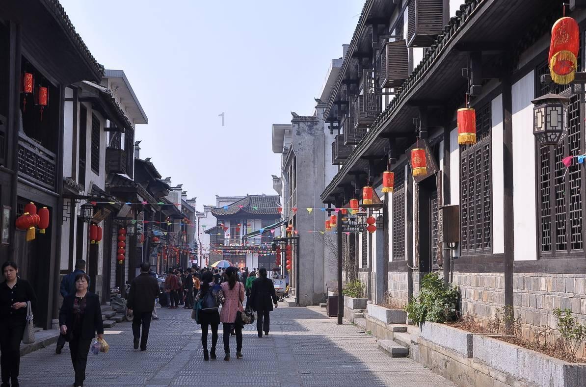 家里买什么床比较好?“铁艺床”时髦又实用,如今越来越流行了